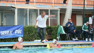 Scopri di più sull'articolo Un’Ortigia tenace batte l’Olympic e torna ottava. Piccardo: “Contento per i giocatori, grande reazione nel 3° e 4° tempo”. Carnesecchi: “Vittoria importante e liberatoria”